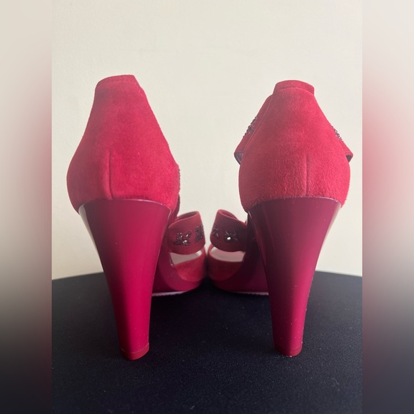 Michael Kors “Berkeley” Red Suede Front Zip Cone Heel Sandal - Picture 4 of 6